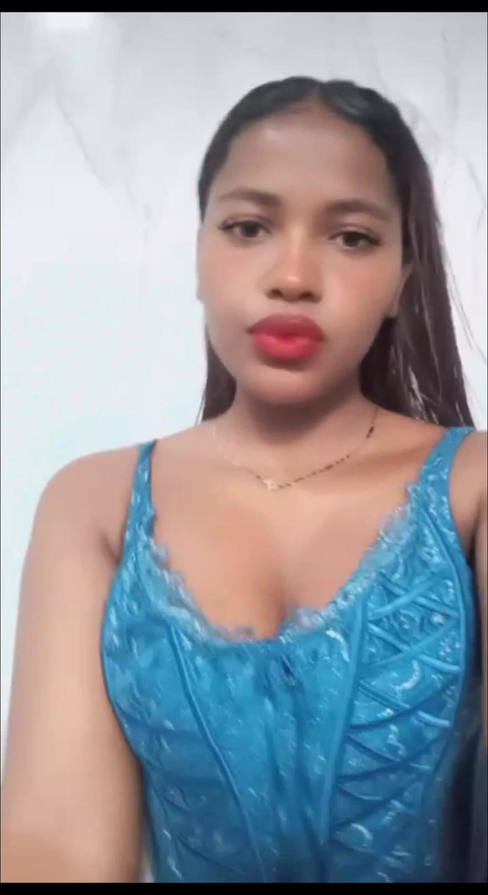 Minayi: Resmi ateşli içerik sayfamı ziyaret etmek için ne bekliyorsun?