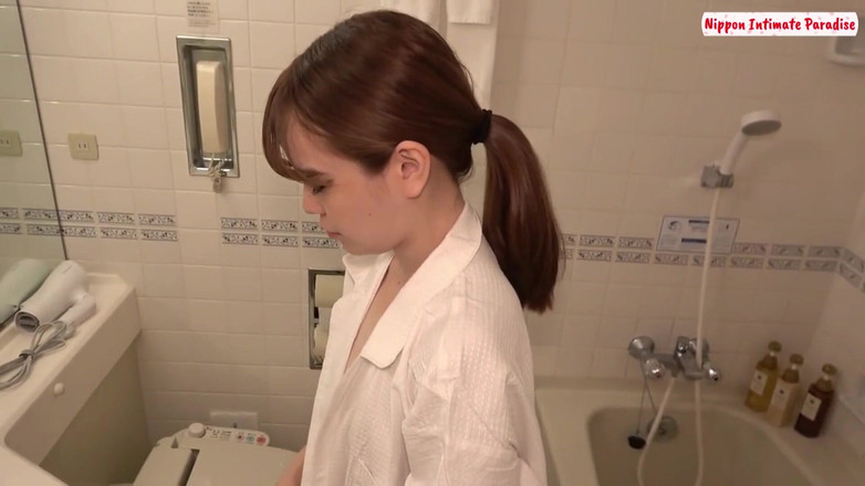 A case of fling: Asian Angel 27272