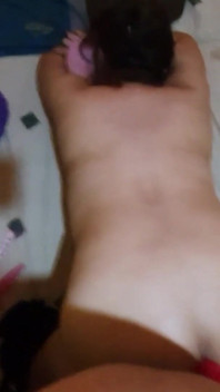 Eli sangat slutty