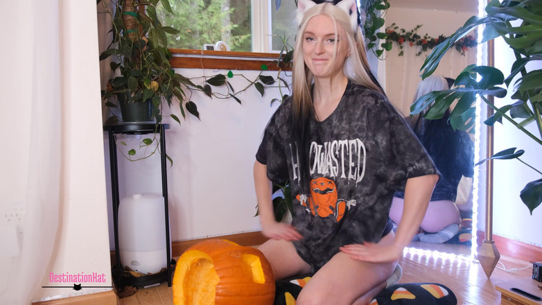 Destination Kat: カボチャの彫刻の気晴らし