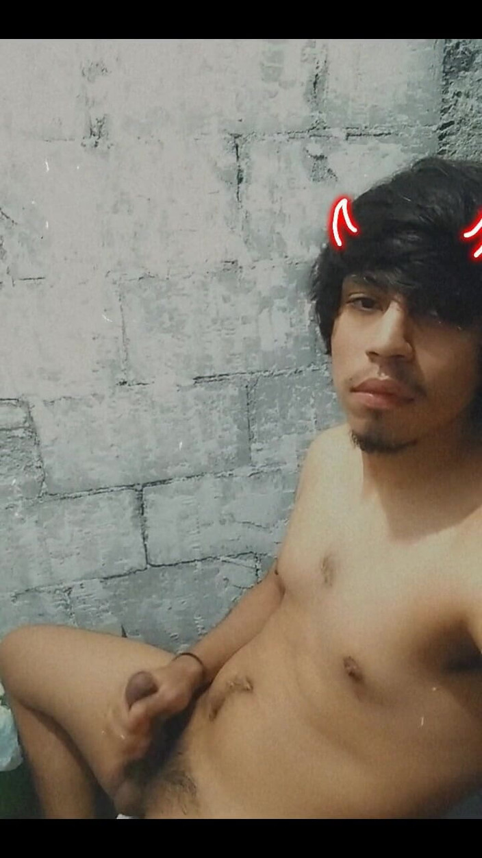 AlexAlejandro13: 내 자지를 젖탱이로 젖탱이로