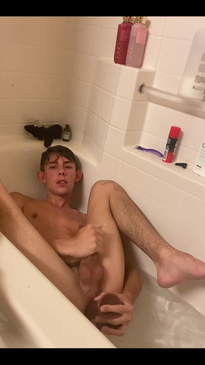 Zane Kazan: Akhirnya dapat sesi penuh dengan mainan saya. Biarkan Saya Tahu...