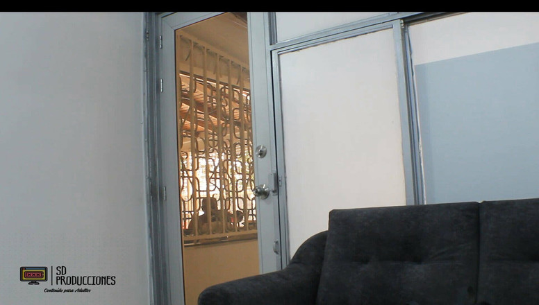 donato: Ik bezoek mijn hoer-stiefzus en ik bef haar heerlijke poesje