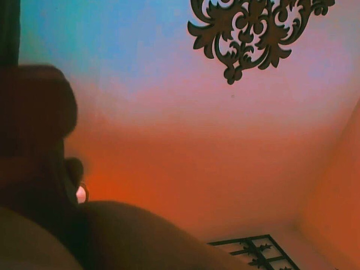 Candymalcolm: Šukání mého zadku dokud se nevystříkám