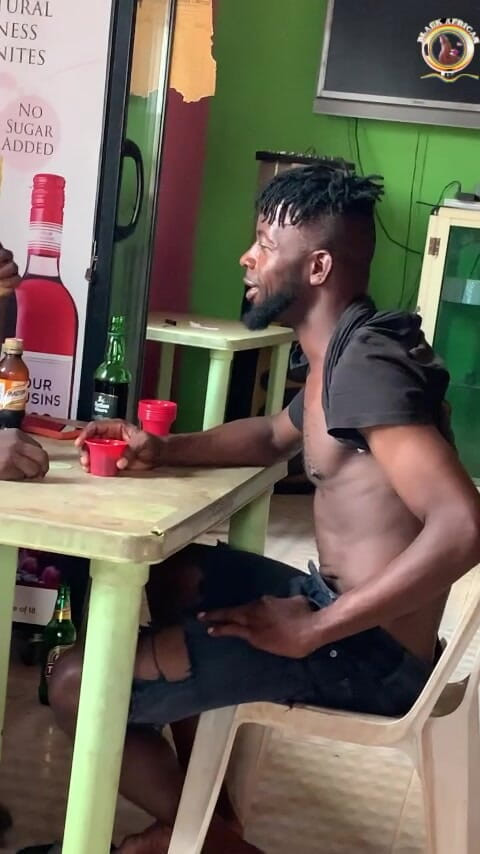 Purplecum: Lo follo tan duro en el bar