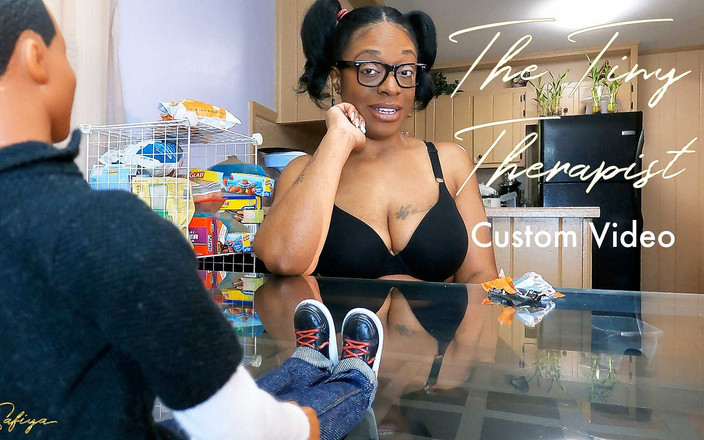 Miss-Safiya: The tiny therapist, custom