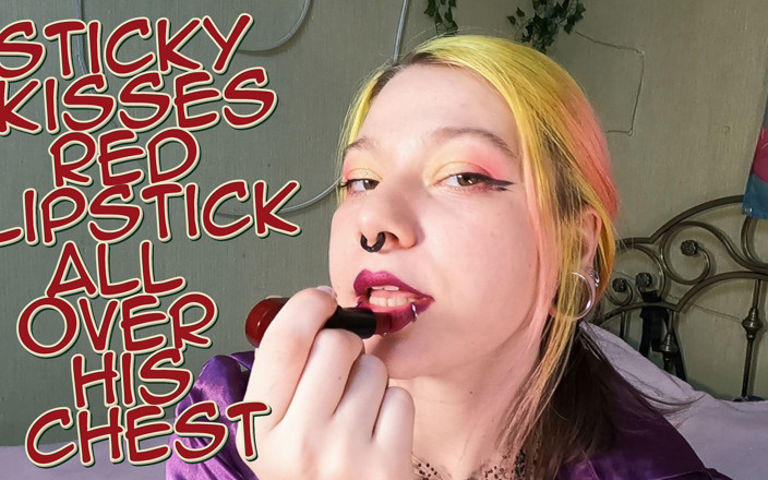 Sweet Sansarella: Sticky líbá červenou rtěnku po celé hrudi