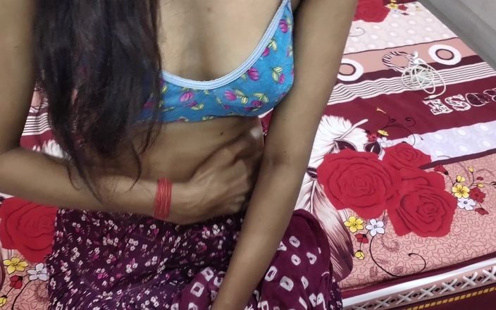 Hot Begam: Indian Desi village girl very hot and romantic mood