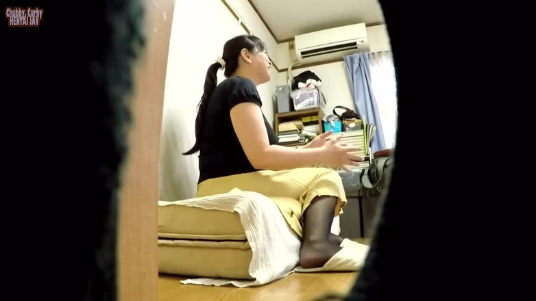 Chubby Curvy Hentai JAV: Entretien. Misato, le candidat voluptueux à qui on a offert bien...