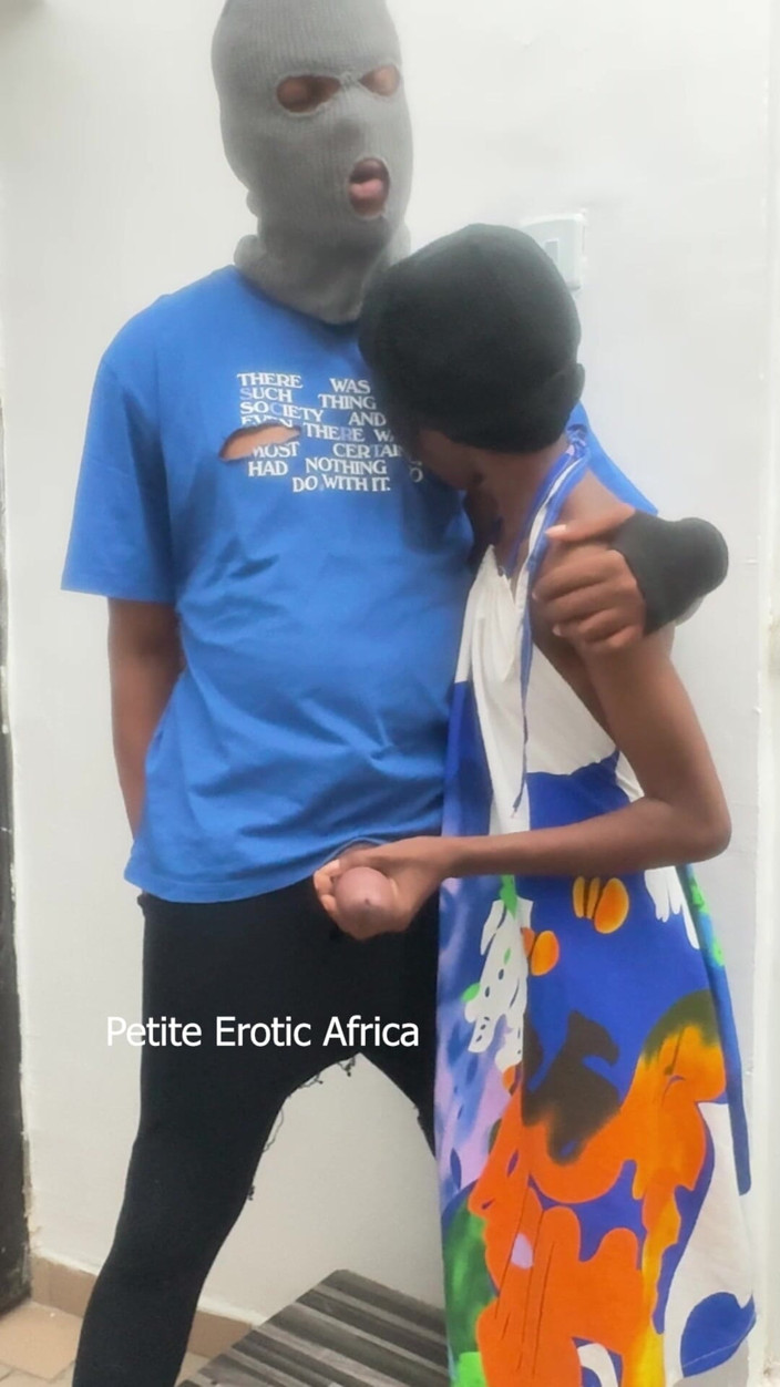 Petite Erotic Africa: Проникаючи стоячи худий