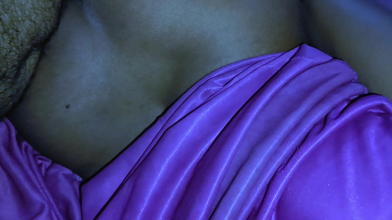 Desi Chamiya: Na Lange Tijd Geniet Ik Van Seks Met Mijn Vrouw.