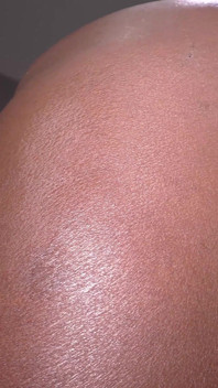 Černá teen kundička tlustá a queefing před creampie