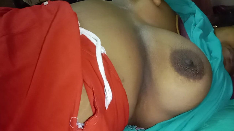 Tamil Anti Uma: Saya membuatkan isteri saya klimaks dan kemudian pepeknya sangat cantik.