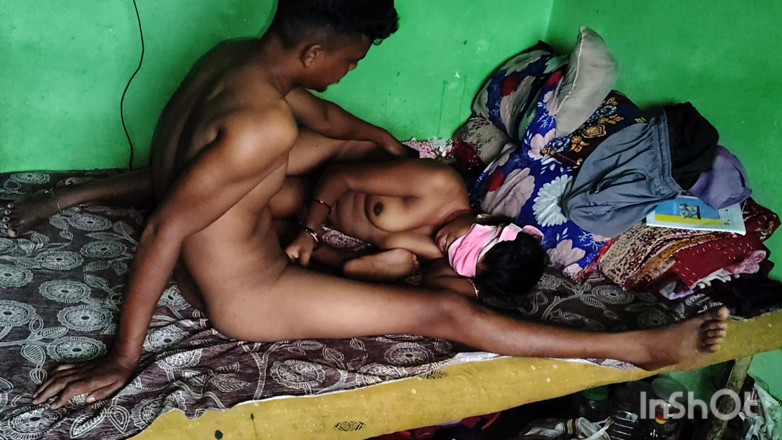 Rubi roy: Bhabhi Sucked the Land