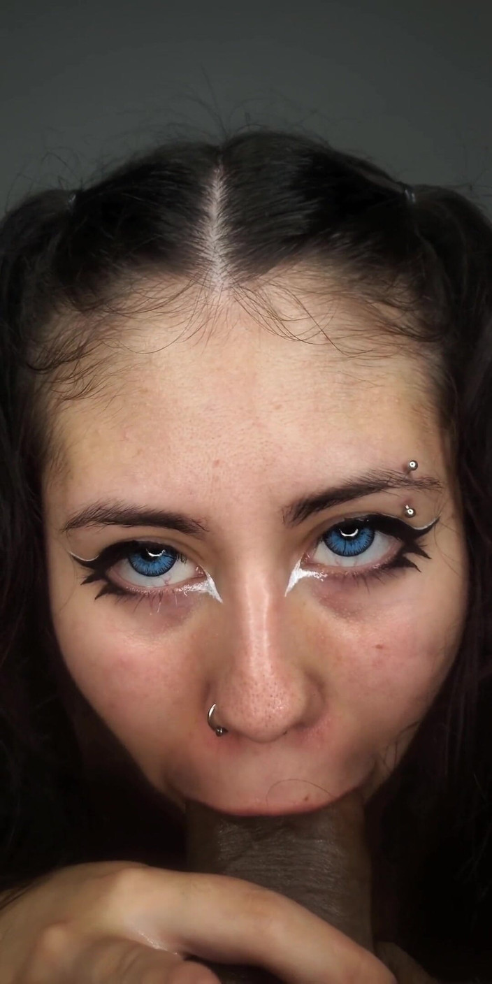 DherlyDoll: Latina děvka poskakuje její velký zadek na mém tvrdém ptákovi