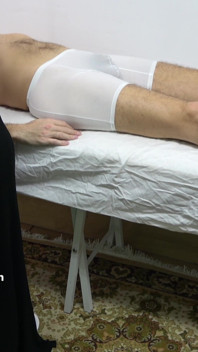 Mature Masseuse Came Home for Cock Massage