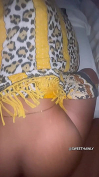 Bagian 2. Threesome Dengan Ibu Tiriku Dan Temannya, Mereka Lebih Suka Anal Daripada Memek