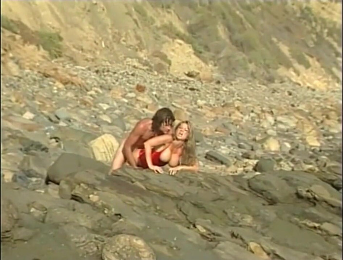 American X: Wild sex on the beach with big boobs MILF