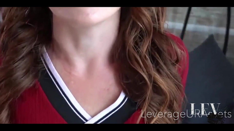 Leverageurassets: Gadis kampusmu yang nakal bakal ngakuin apa aja supaya lulus...