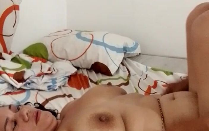 Valkyrieandluigy: पत्नी की चुदाई