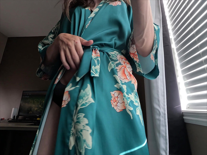 Mistress Mel: Poslouchej svého pána. Vyprazdňování jejích koulí