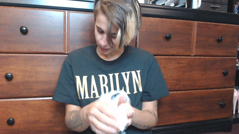 Abby Anna: Allergies sinus clean out sneeze &amp; blow