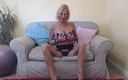 Molly MILF: Come and Watch Me Stripping Down to My Lingerie for...