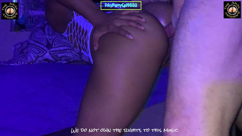 FrkyPartyCpl9880: Suntikan air kongkek disuntik dalam dubur Nadia