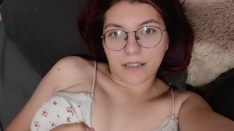 Softbrattypuppy: Dominatrice tedesca sporcacciona, tu sei il mio schiavo!