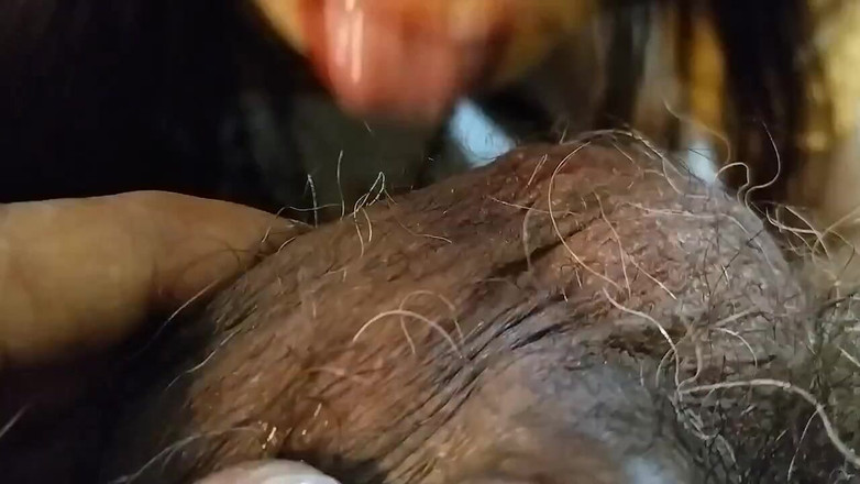 Anar Kali: 2. část Sexy tetička saje ptáka svého nevlastního otce se zmrzlinou...