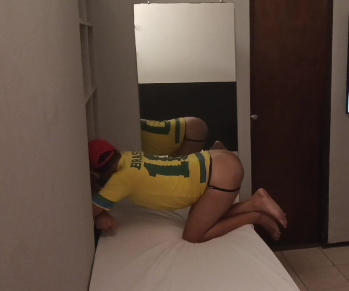 MiguellTrajano: एक मजबूत पुरुष की तलाश में ब्राजीलियाई गांड