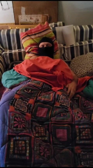 MAN SICULO: Handjob in Bed