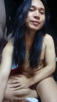 아빠가 올 때까지 기다릴 레이나