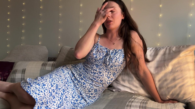 Nadia Foxx: Dává nezbedné JOI před prvním setkáním se svými rodiči!