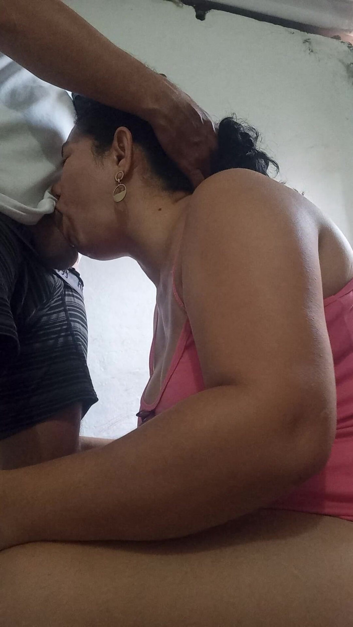 Valkyrieandluigy: Valkyrie 커뮤니티에 가입하고 우리와 함께 핫한 우유를 삼키기!