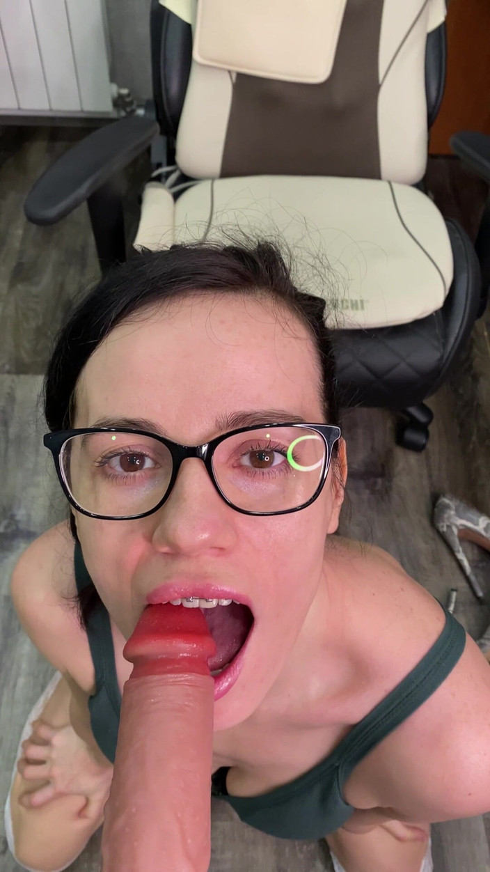 WildLonelyFlower: Wellustige studente