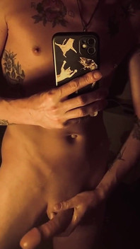 Dostum. FREEEKstudio