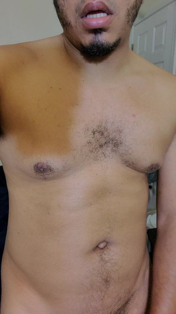 Browndicksavior: 私と一緒にチンポを撫でながら、あなたの肛門を舐めることを想像して