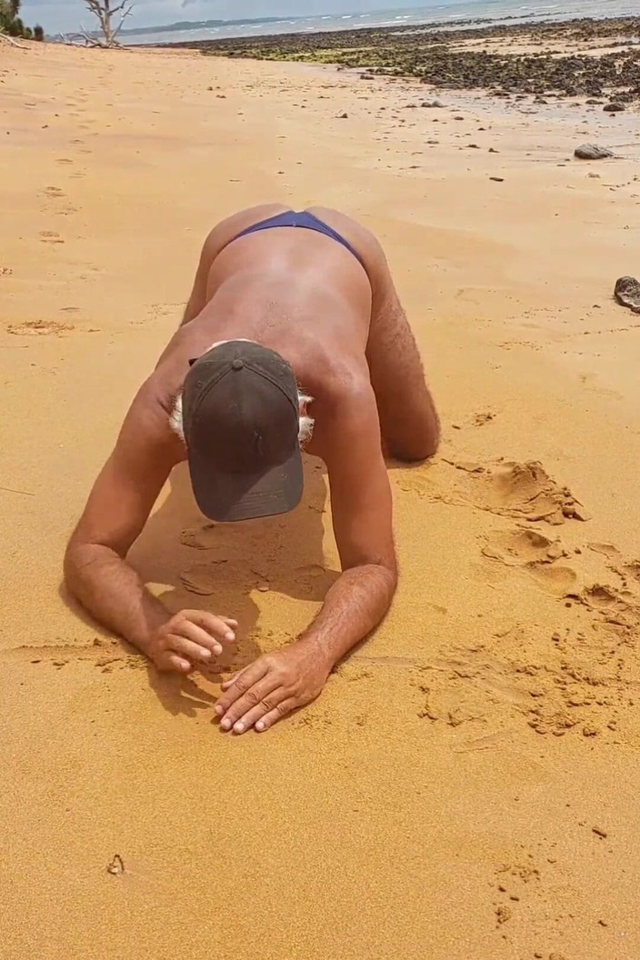 Ladysilvas: レディシルバ・クロスドレッサー・ビキニ・ビーチ あなたはたくさん服を持っています