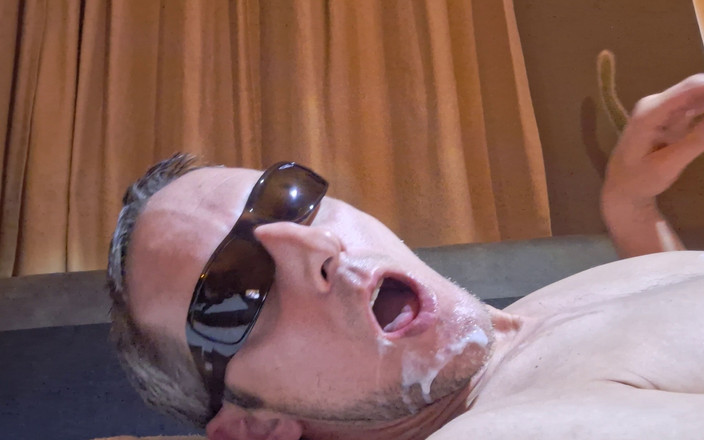 SteveSmokeHolland: 내 자지를 빨아 14