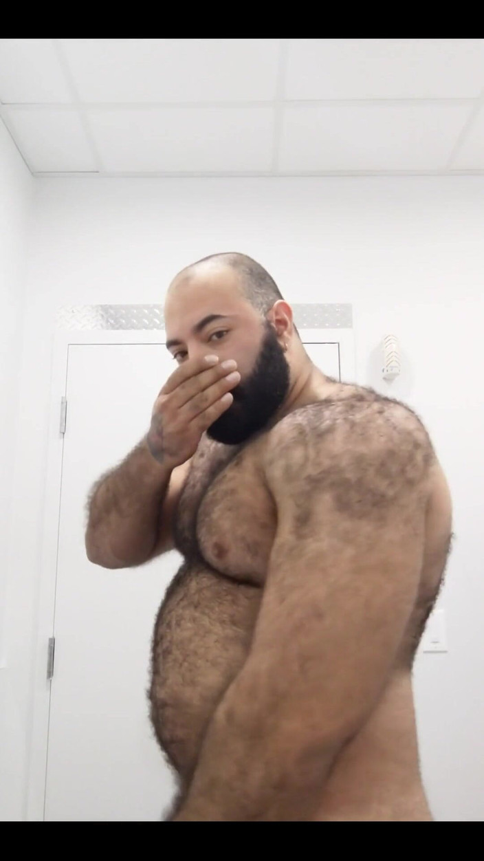 Lobo: 尽可能多地在健身房的蔬菜它关闭了。谢谢新冠病毒