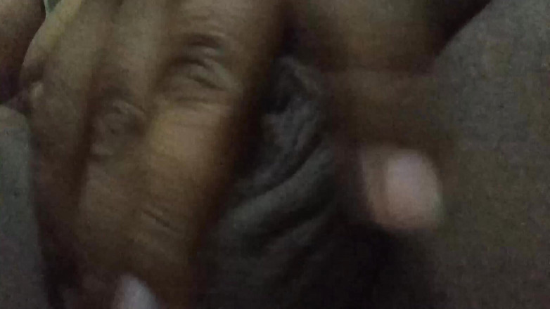 Roham: Stava scopando dentro la casa