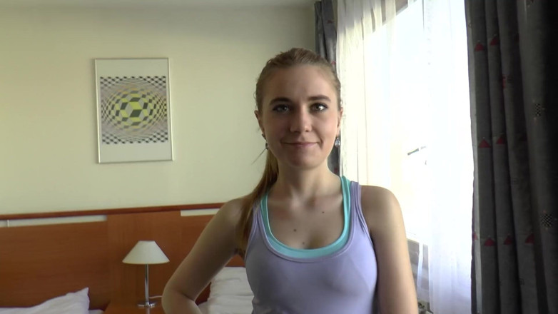 Casting GIRLS AND FIRST PORNO: Blonde Teen Gets Pussy Pounded by Huge Dick