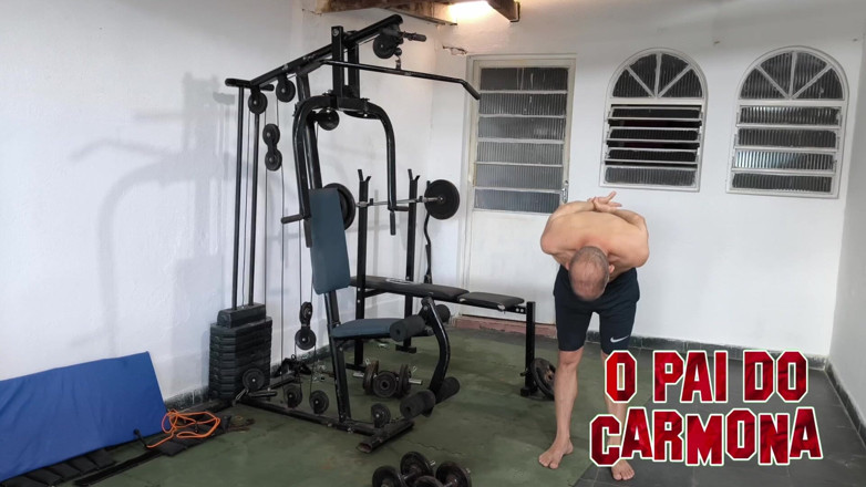 Carmona's father: Training Naked and Carmona Saw