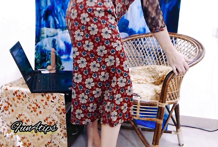 Bolly Karma: 이 독점 비디오 라이브에서 핫한 스트립과 벌거벗은 오럴