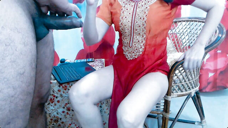 Bolly Karma: Meine ehefrau gehorcht mir, gibt footjob