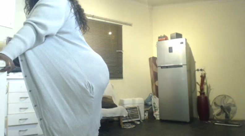 Legendary Booty Overdose: Cewek semok kulit hitam lagi asik memeknya habis-habisan