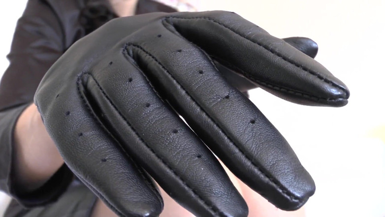 Lady Victoria Valente: Black Leather Gloves-the Scent of Leather Turns You on so...