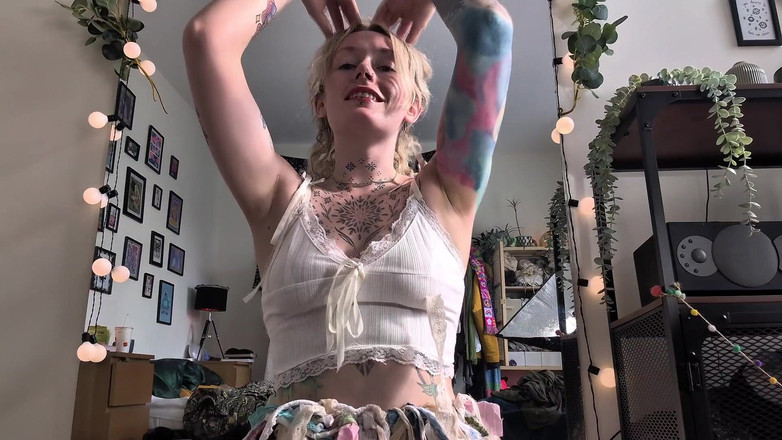 Goddess Transcendence: Meneteskan gairah: tonton aku istirahat untukmu - striptis yang diminyaki