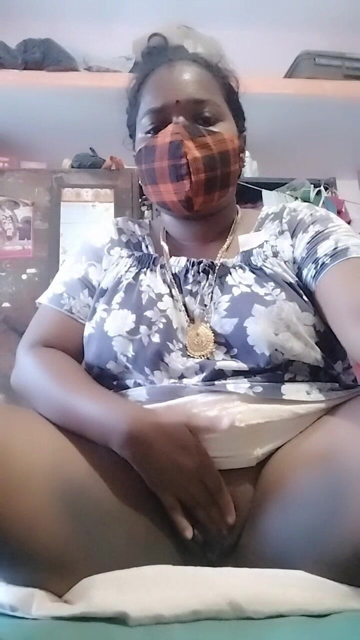 Desi World: Gaaji tamilská manželka mluví sprostě a olejová masáž